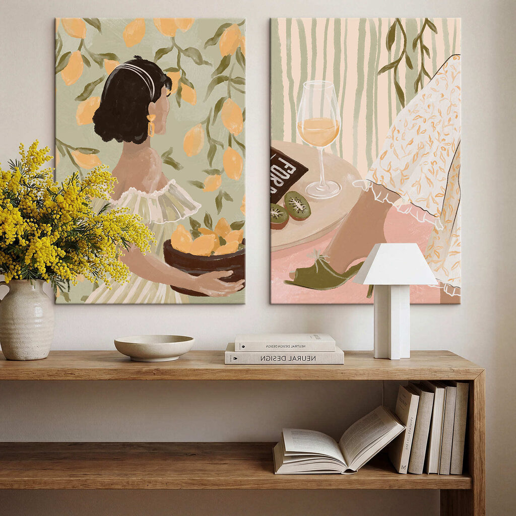 Woman holding a bowl of lemons