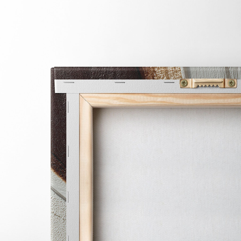Fluid patterns in earthy hues