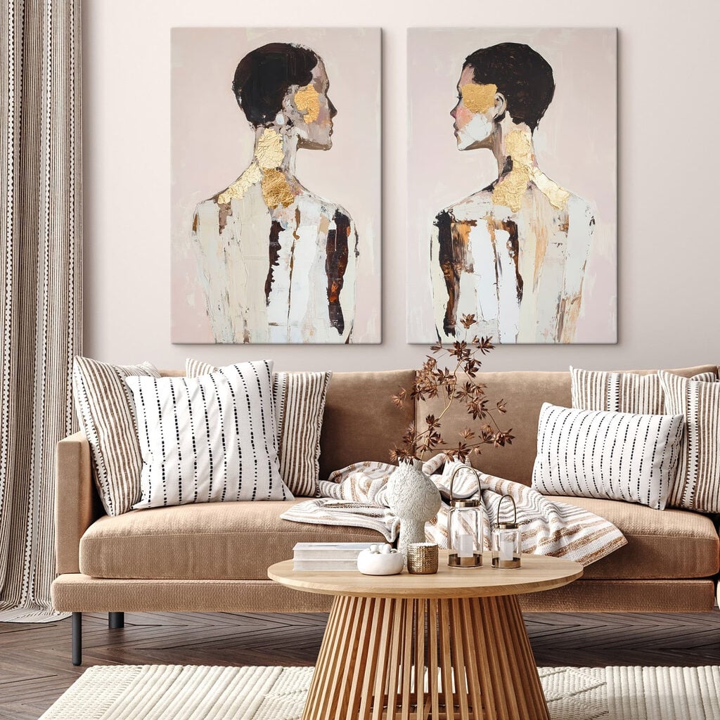 Silent reflections of elegance and grace