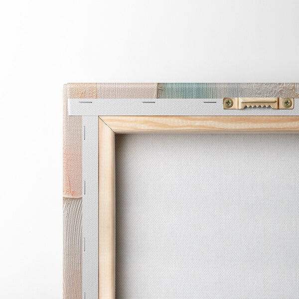 Delicate strokes in soft colors